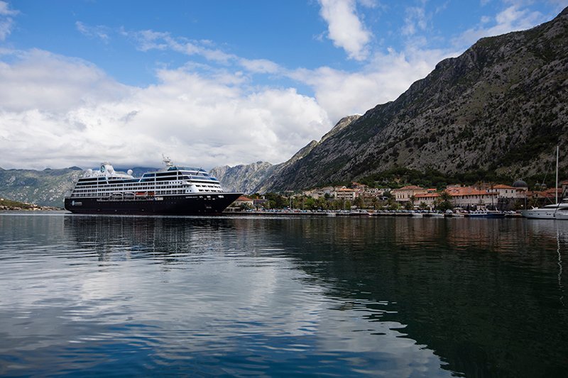 Azamara Onward