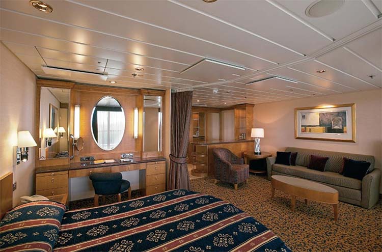 Brilliance of the Seas - Geniş Suit (GS)